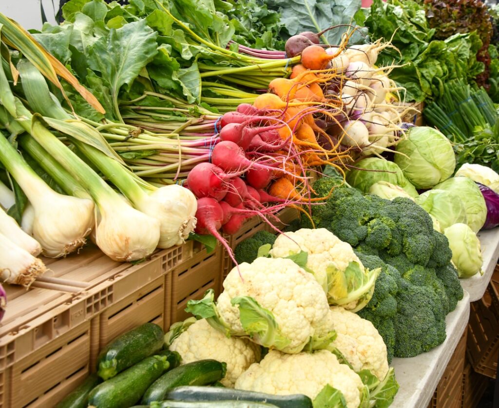 discover the health benefits, nutritional facts, and delicious recipes featuring broccoli, a nutrient-rich vegetable packed with vitamins and antioxidants.