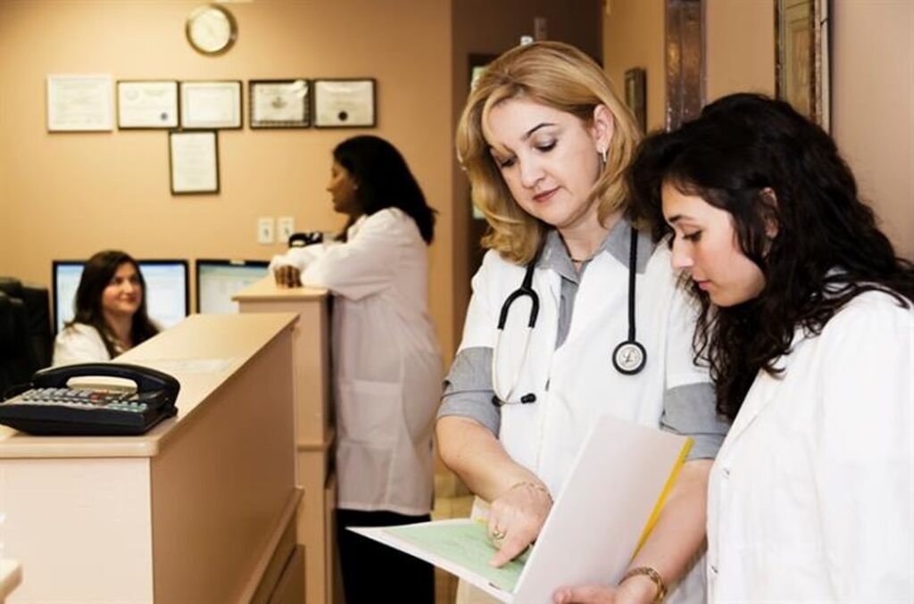 find the best healthcare provider for your needs with our comprehensive selection guide. compare options, services, and ratings to make an informed choice.